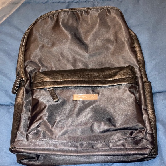 Backpack 15” NWT - Picture 1 of 6